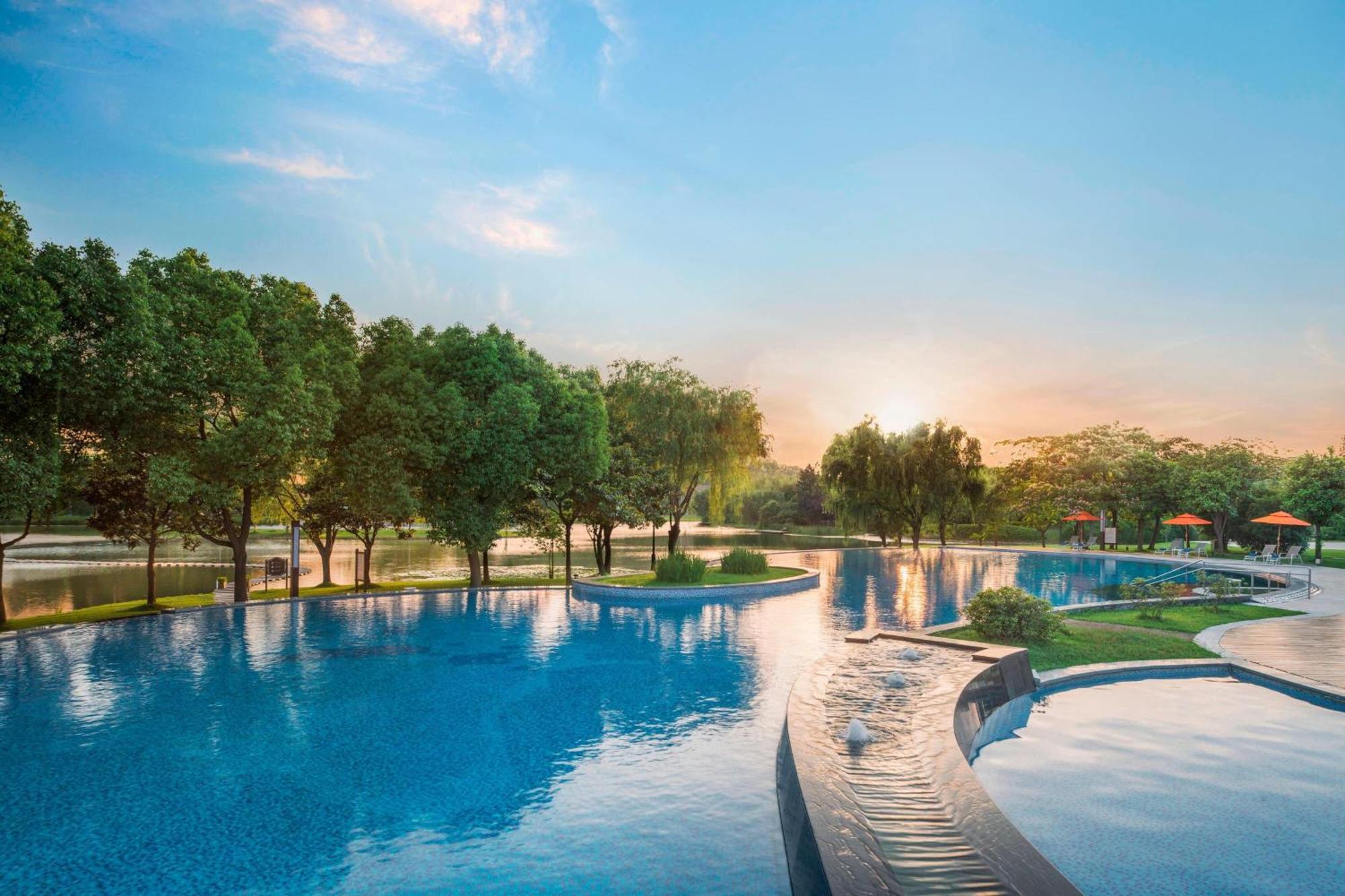 The Yuluxe Sheshan, Shanghai, A Tribute Portfolio Hotel  Songjiang Bagian luar foto
